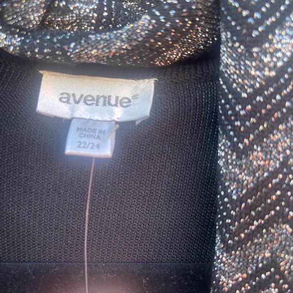 Stylish Black and Gray Women's Sweater - Picture 4 of 9